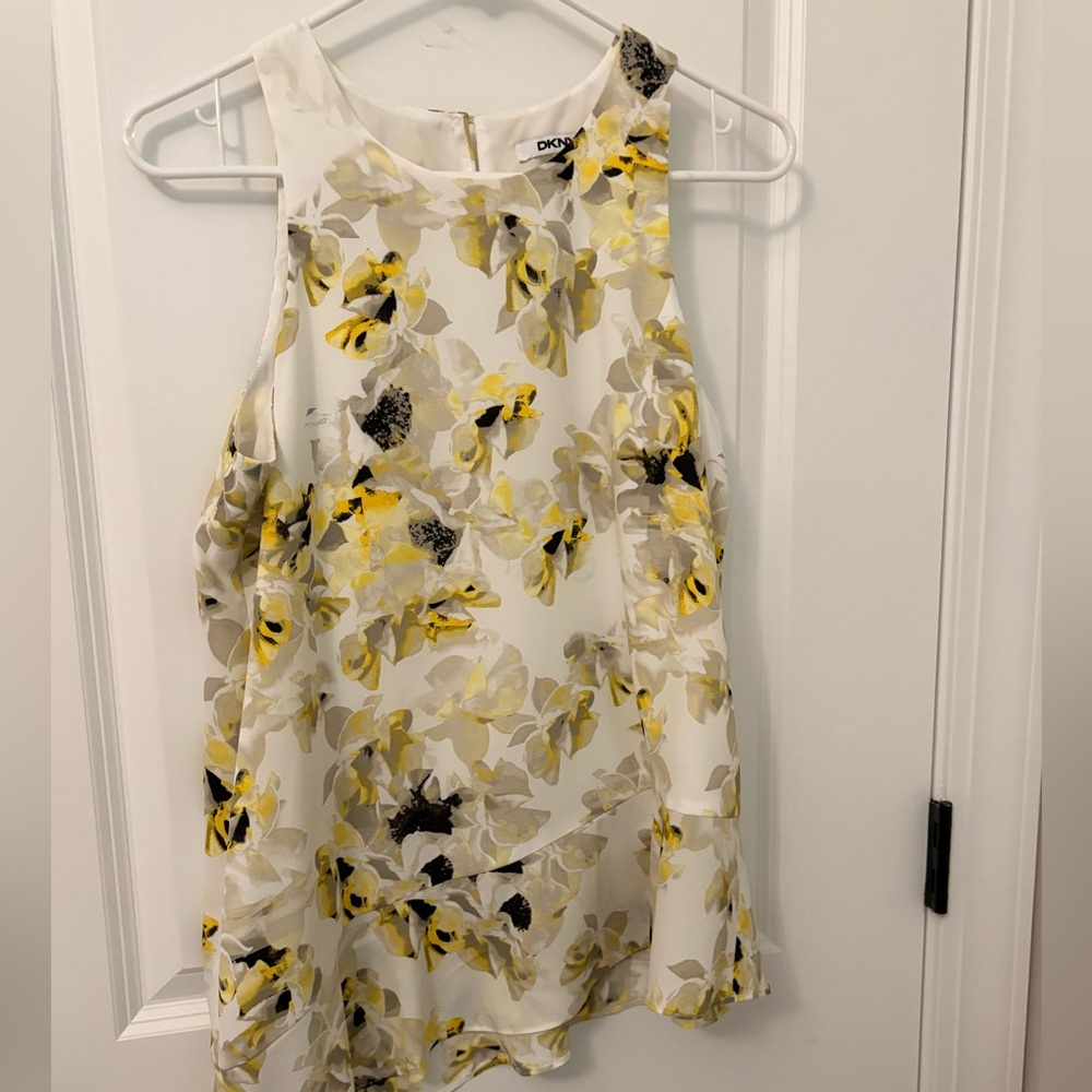 DKNY NWOT Floral Sleeveless Women's Top - Yellow and Black